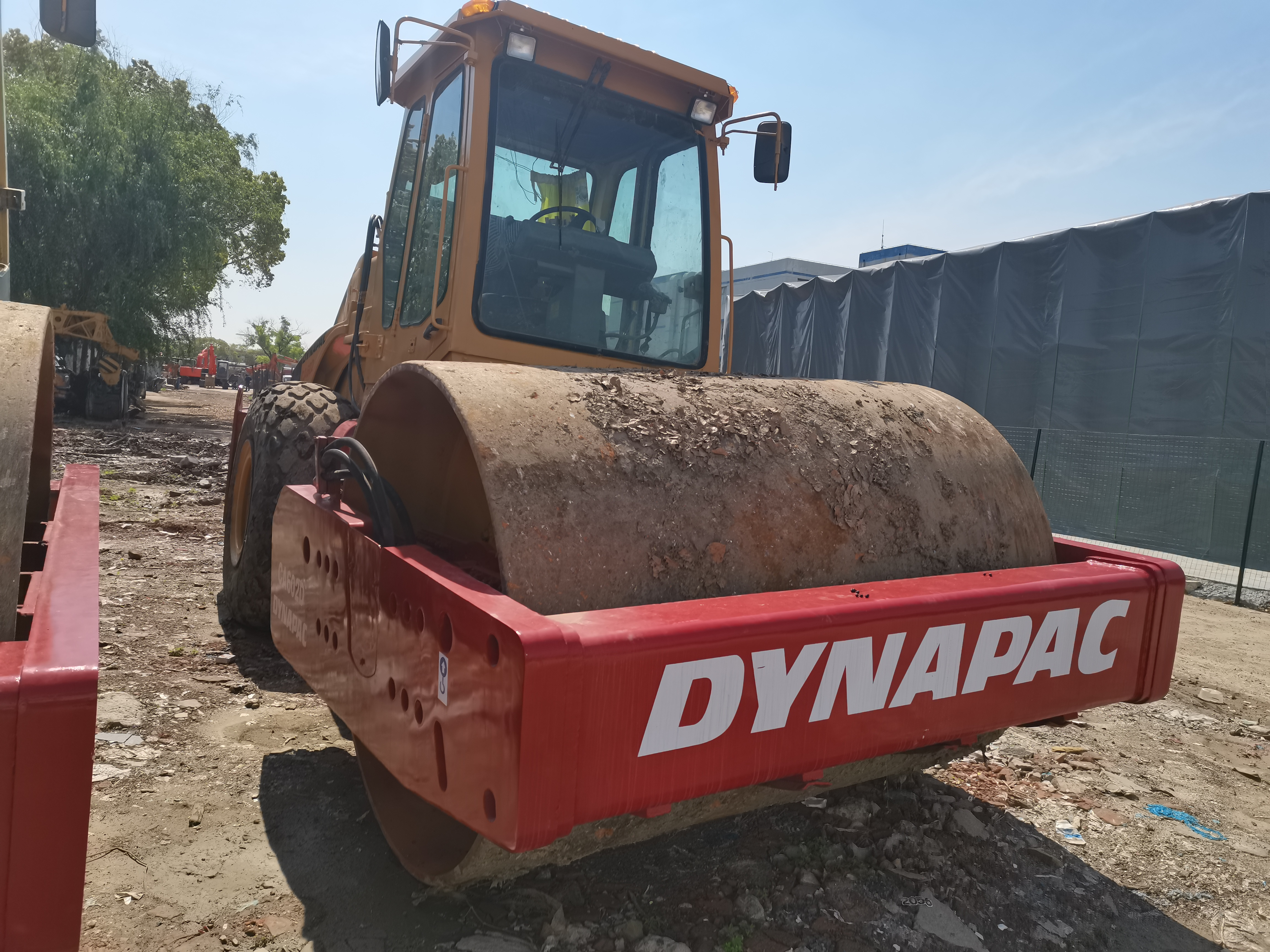 used road roller cheap Dynapac CA25 road roller machine KOMATSU HITACHI KOBELCO DOOSAN CAT HYUNDAI  Loader for sale