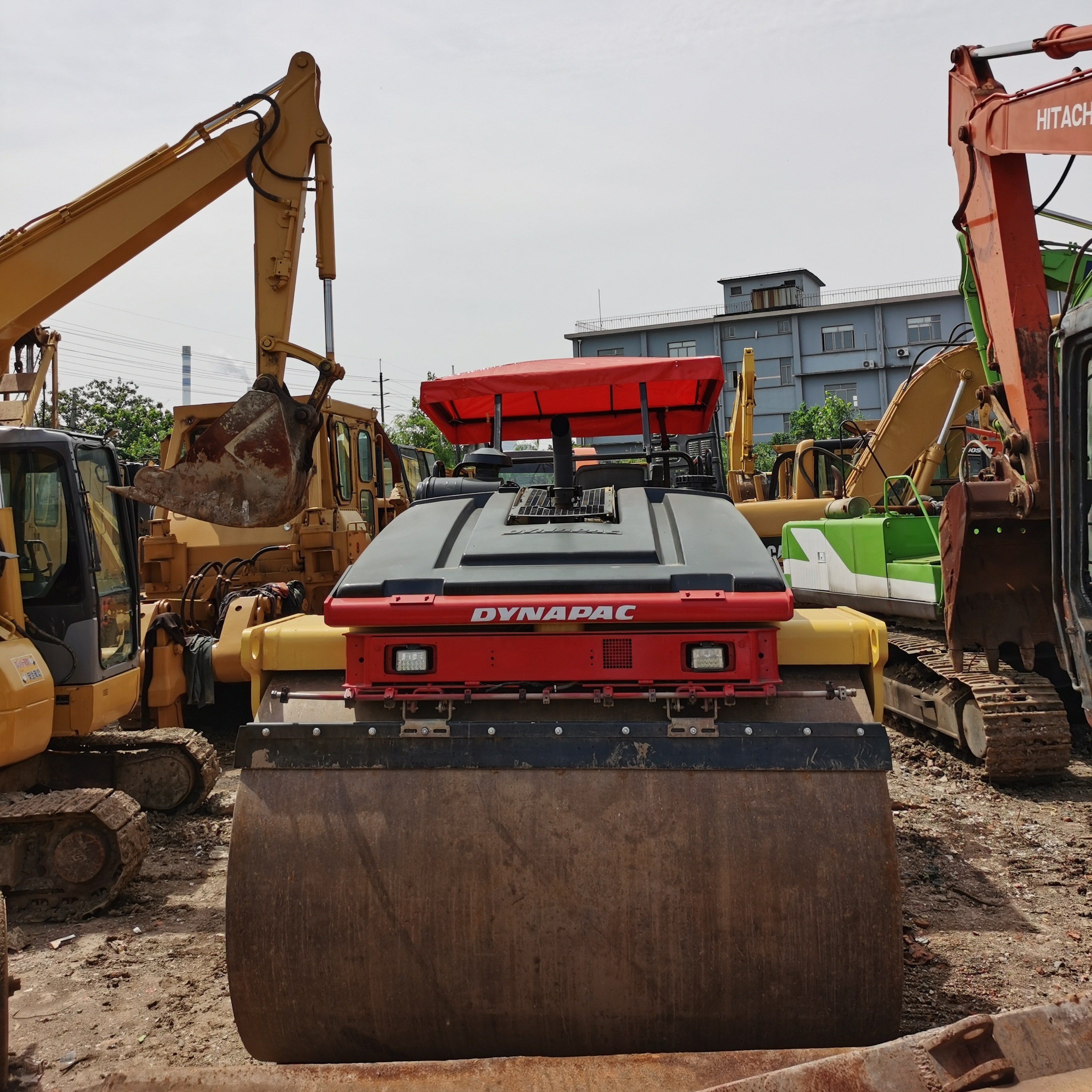 Used road rollers DYNAPAC CC622 road roller machine KOMATSU HITACHI KOBELCO DOOSAN CAT HYUNDAI  Loader for sale