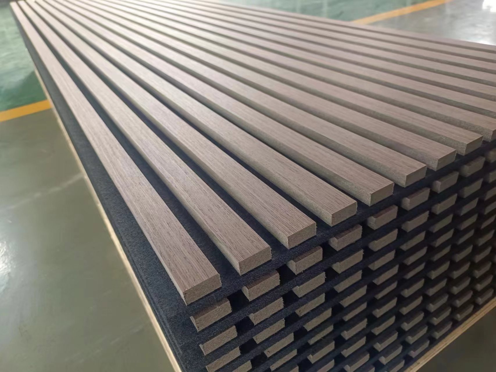 Interior Wall Wooden Slat Sound Absorption MDF Slat Board Veneer PET Slat Wood Acoustic Panels