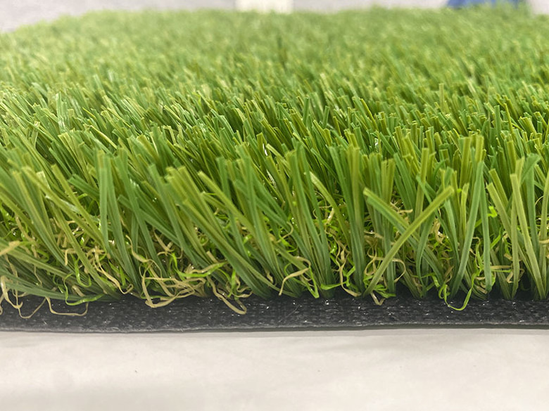 Anti-UV Synthetic Artificial Turf Grass Comfortable Nature Green Artificial Grass for Garden High Density Synthetic Turf