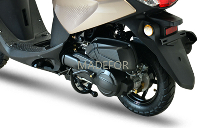 Top supplier  madefor direct sell wholesale mini gas scooters 150cc gas motorcycles China moto 125cc 150cc with good quality