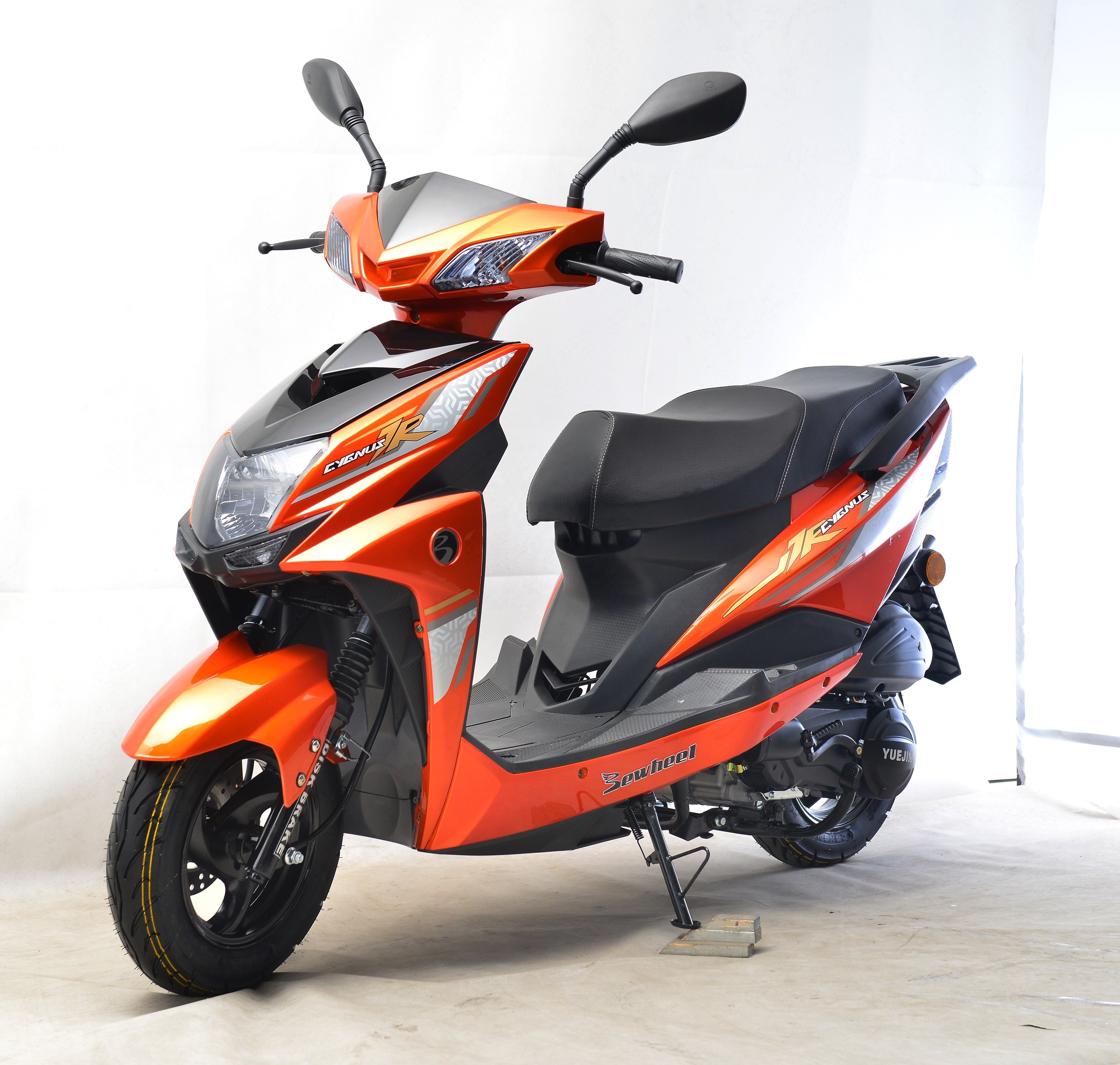 China High Quality Gas Scooter 125cc