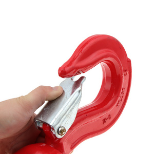 8 Ton Red Forged Swivel Lifting Hook with Latch Swivel Eye Hook with Latch