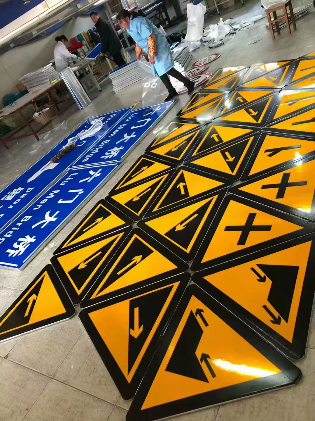 Professional Custom High Quality Traffic Sign Pavement Zebra Crossing Reflective Aluminum Road Sign