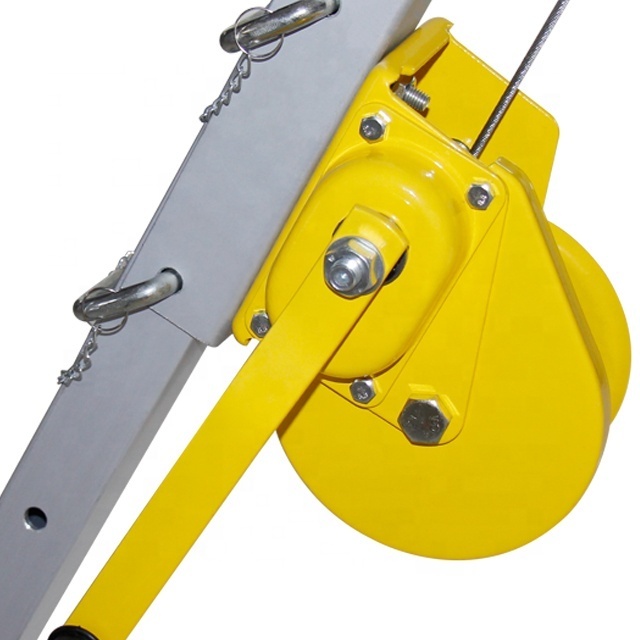 Professional hand winch rescue tripod