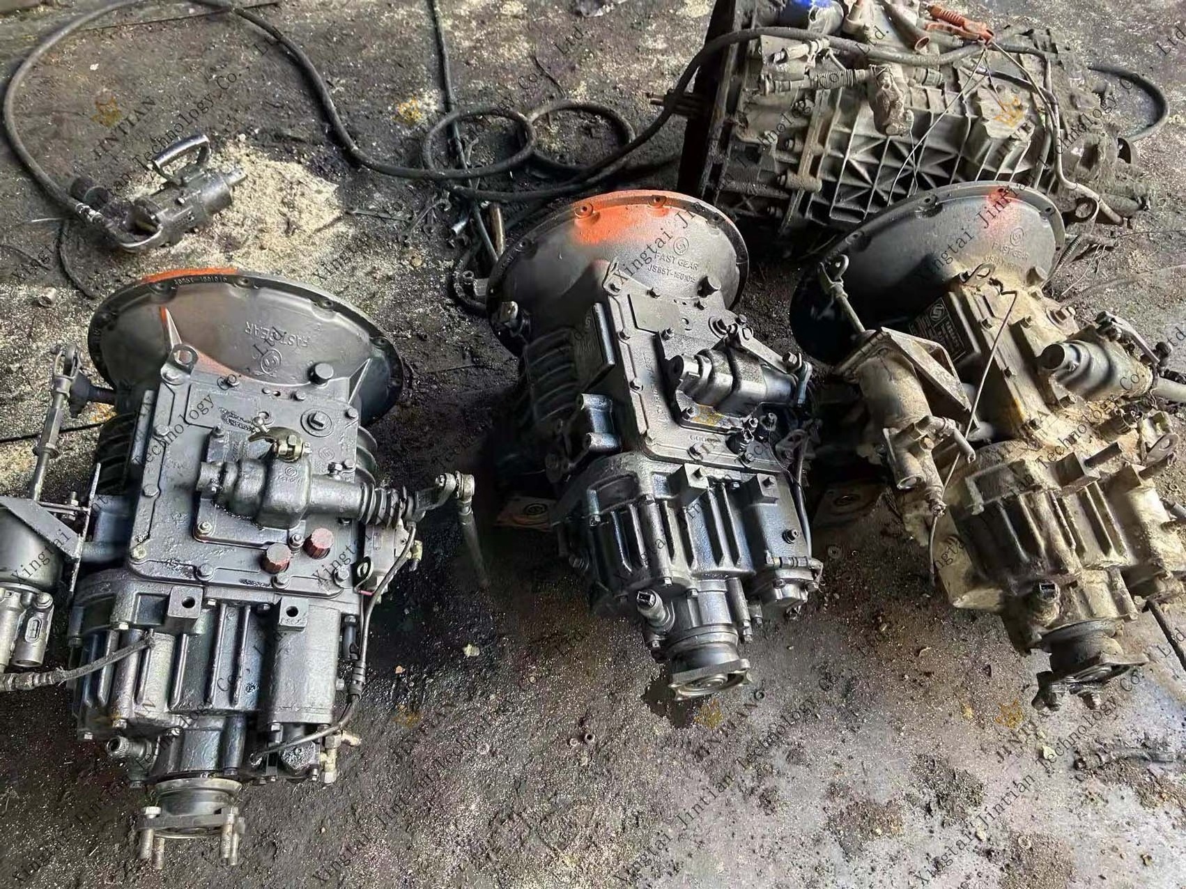 Truck Transmission Used Transmission Assembly 8JS85F Gearbox With PTO