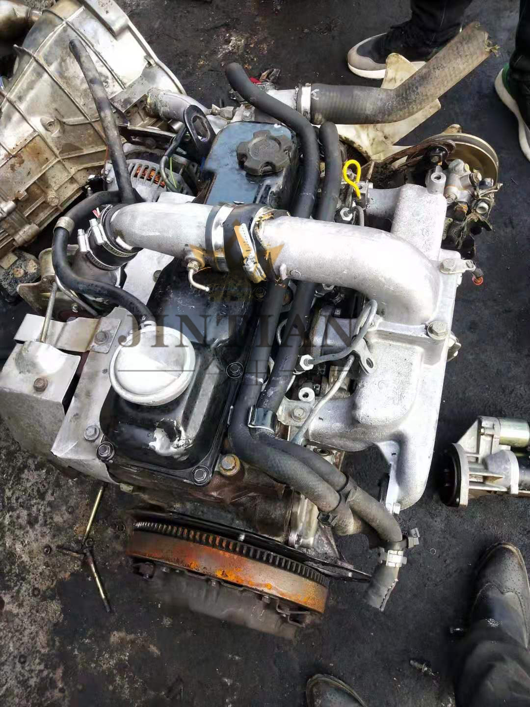 Complete QD32 used engine and gearbox with low mileage for nissan