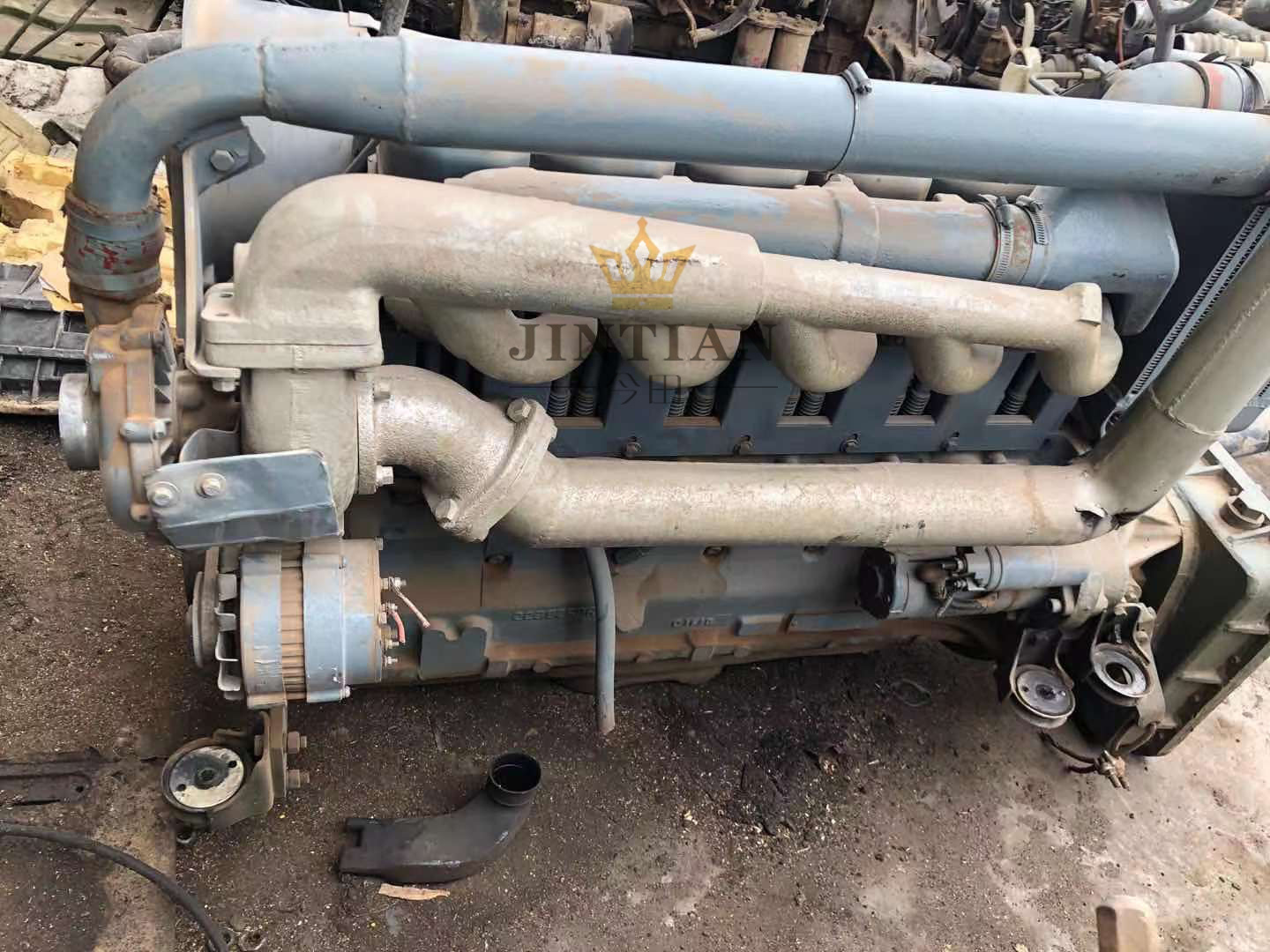 Second hand F6L912 913 6 cylinder 4 cylinder good engine diesel engine in used condition with 6 cylinders