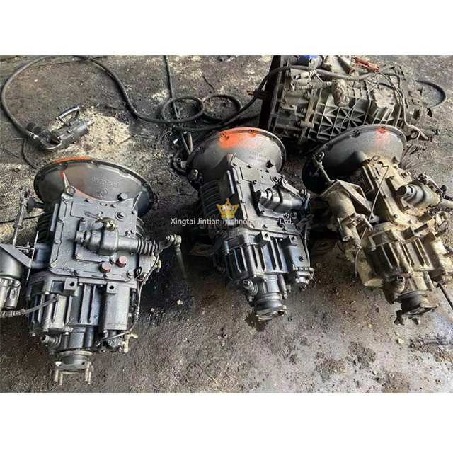 Truck Transmission Used Transmission Assembly 8JS85F Gearbox With PTO