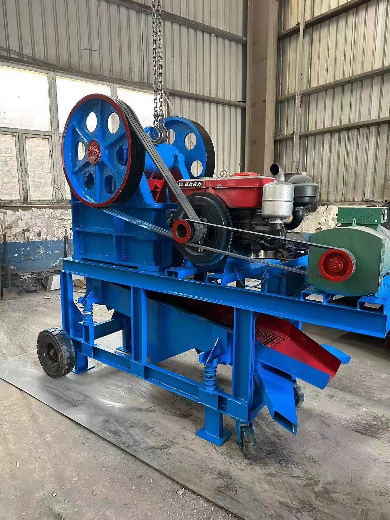 PE 150*250 mini sand making machine rock ore cone stone diesel jaw crusher price with vibrating screen