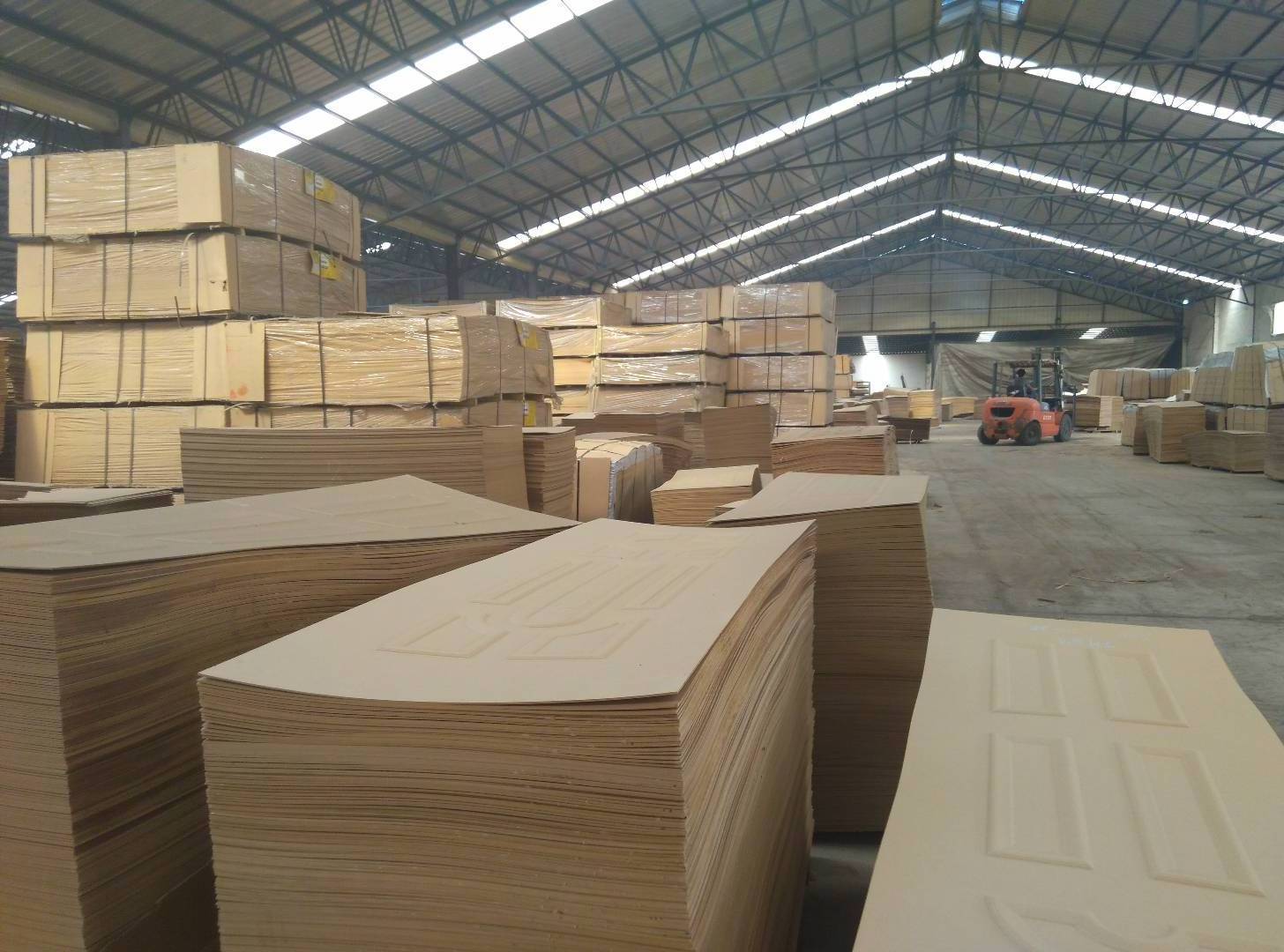 Natural Wood Veneer Door Skin mdf deep moulded skin door panel