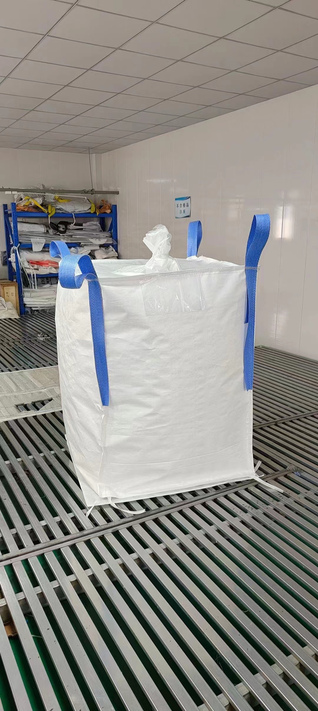 Factory 1000kgs Container FIBC Big Bulk Packing bulk bag discharging 1 Ton PP Jumbo Bags For Wood feeding bags