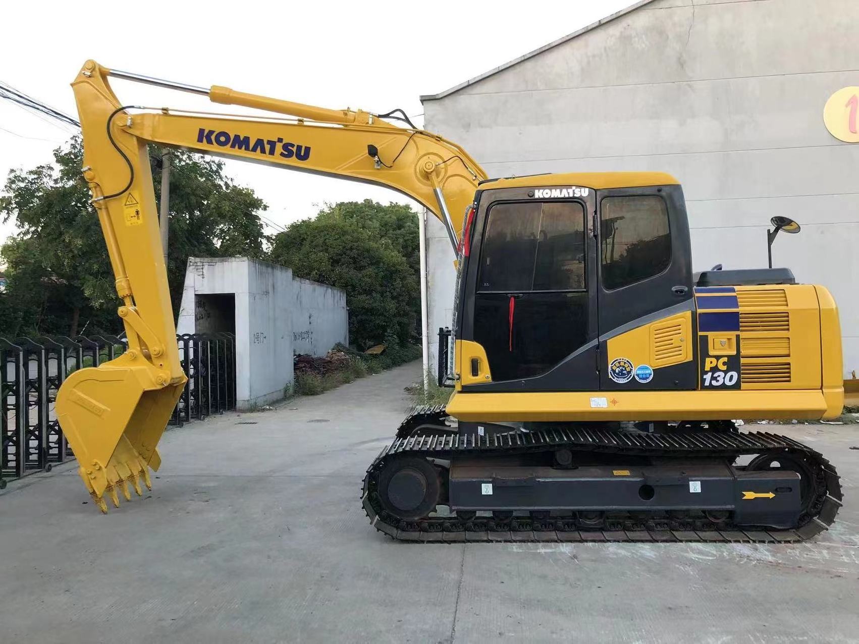 Used Excavators Japan Original Komatsu Pc130-7 Crawler Excavator For Sale Construction Equipment Earth-moving Machines Pc130