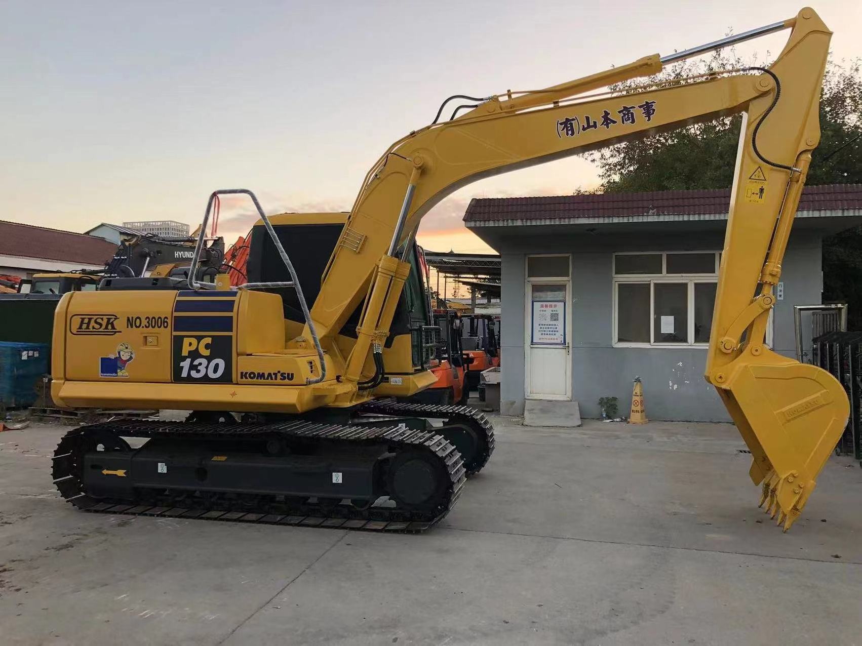 Used Excavators Japan Original Komatsu Pc130-7 Crawler Excavator For Sale Construction Equipment Earth-moving Machines Pc130