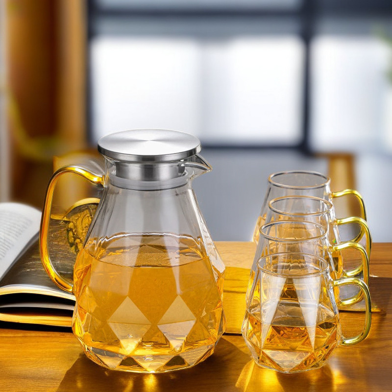 Large capacity high borosilicate hot water diamond Pitcher with lid Beverage Juice glass tea pot with handle