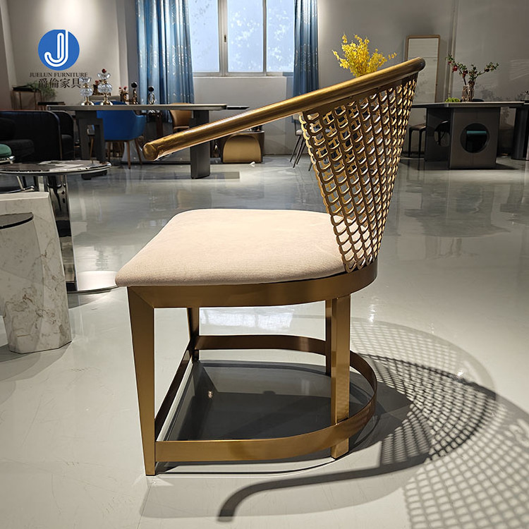 lounge chair made of aluminum frame with rattan woven backrest and foam seat  for indoor