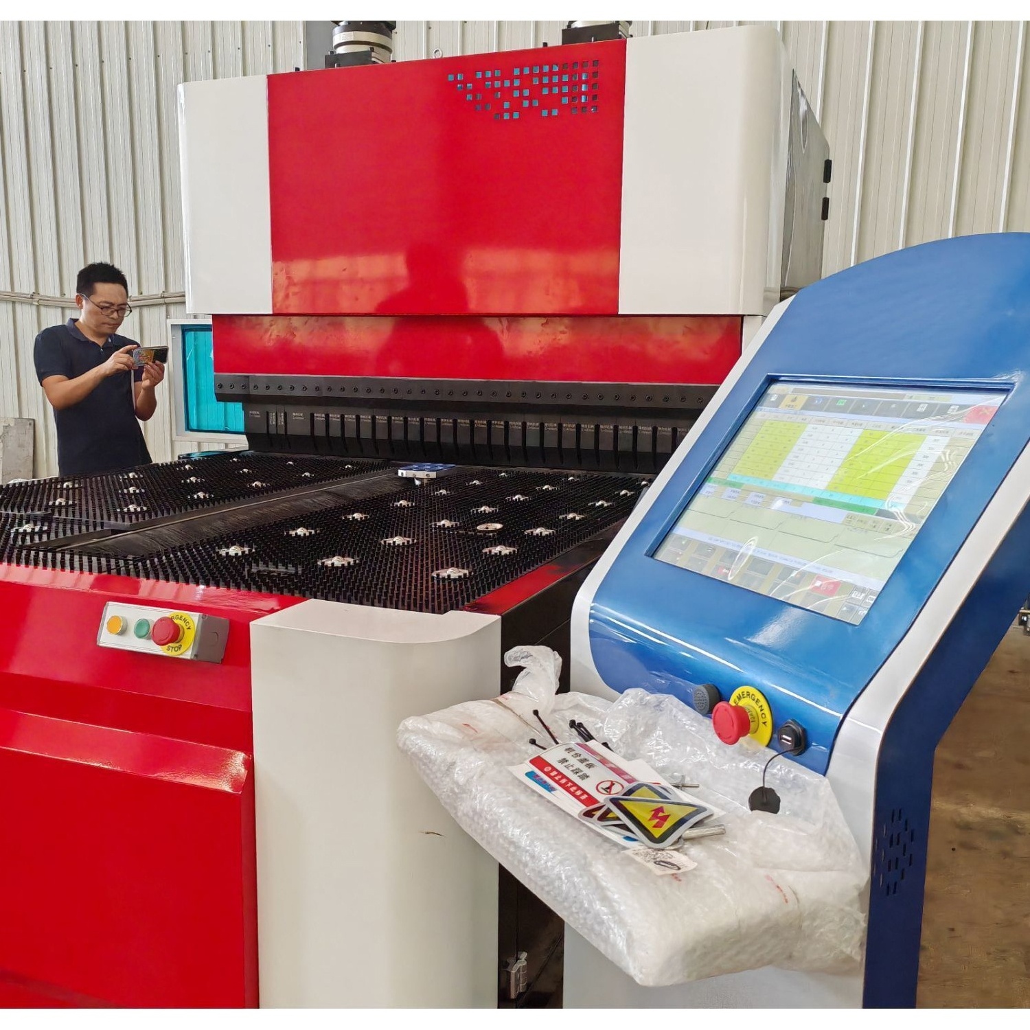 Full Automatic Panel Bender Flexible Sheet Metal Bending Center Bending Machine for Sheet Metal