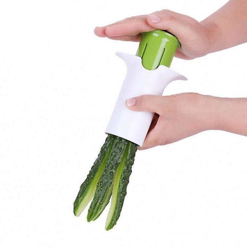 Cute Kitchen Utensils Cucumber Divider Carrot Strawberry Slicer Splitter Gadget Cutting Tool For Dropshipping