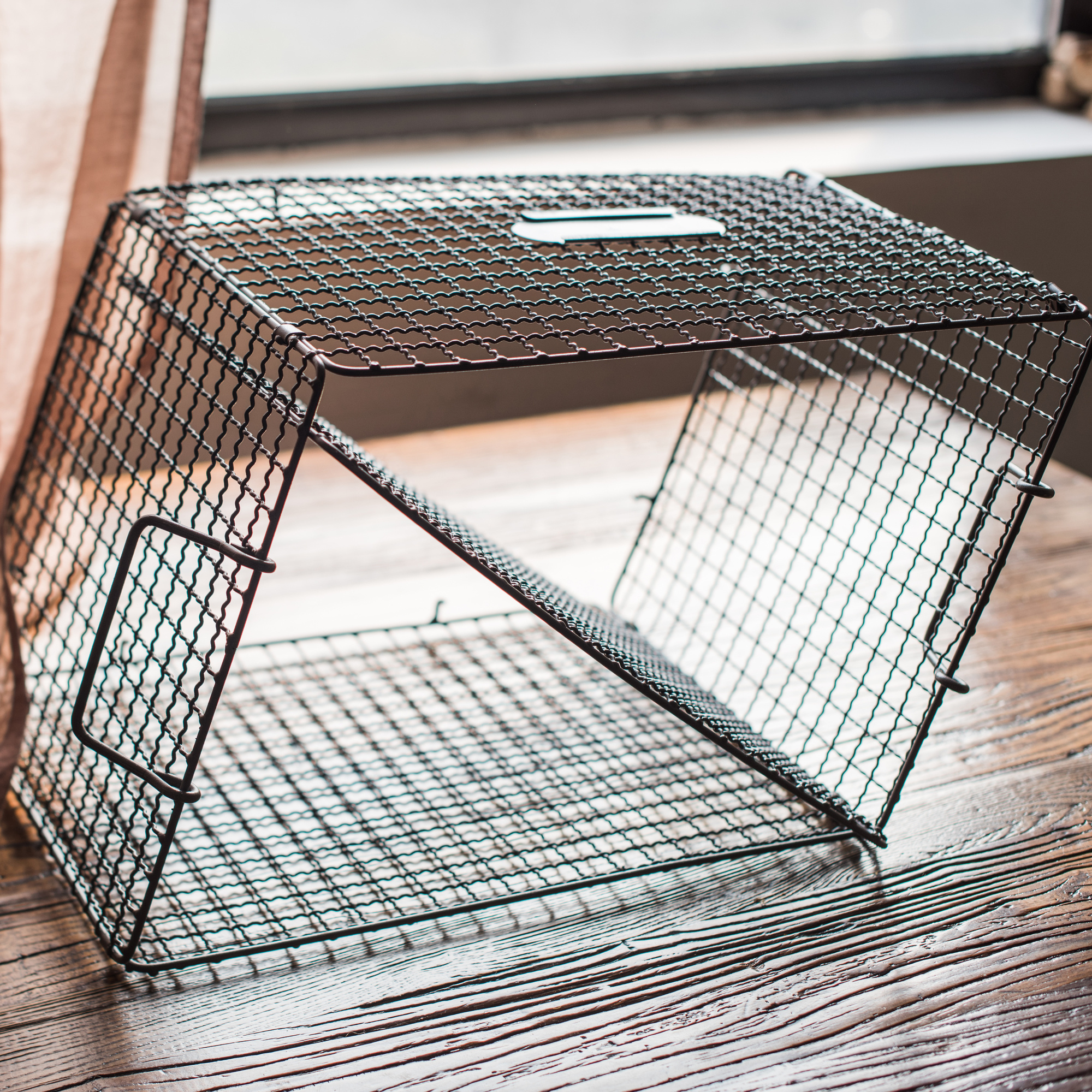 High quality square storage basket multifunctional black metal storage basket steel wire folding storage basket