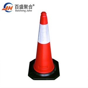 shandong 19 years gold supplier US market 28" 36" PVC traffic safety road mark warning cone PVC road safety cone 70 cm Road Cone