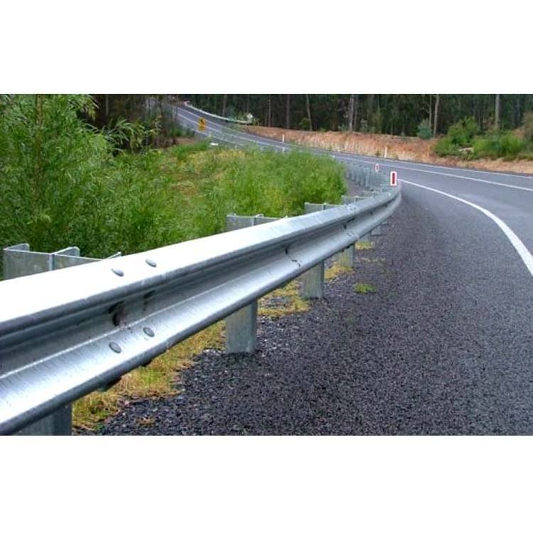 Q235B Road Safety High Way Guardrail China Industrial Driveway Guard Rails