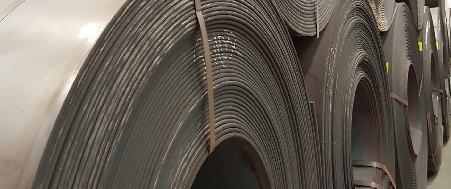 carbon coil slit hrc hot rolled carbon steel coil.Large inventory of low-cost carbon steel Q195 Q215 Q235 Q255 Q275Q355Ss400