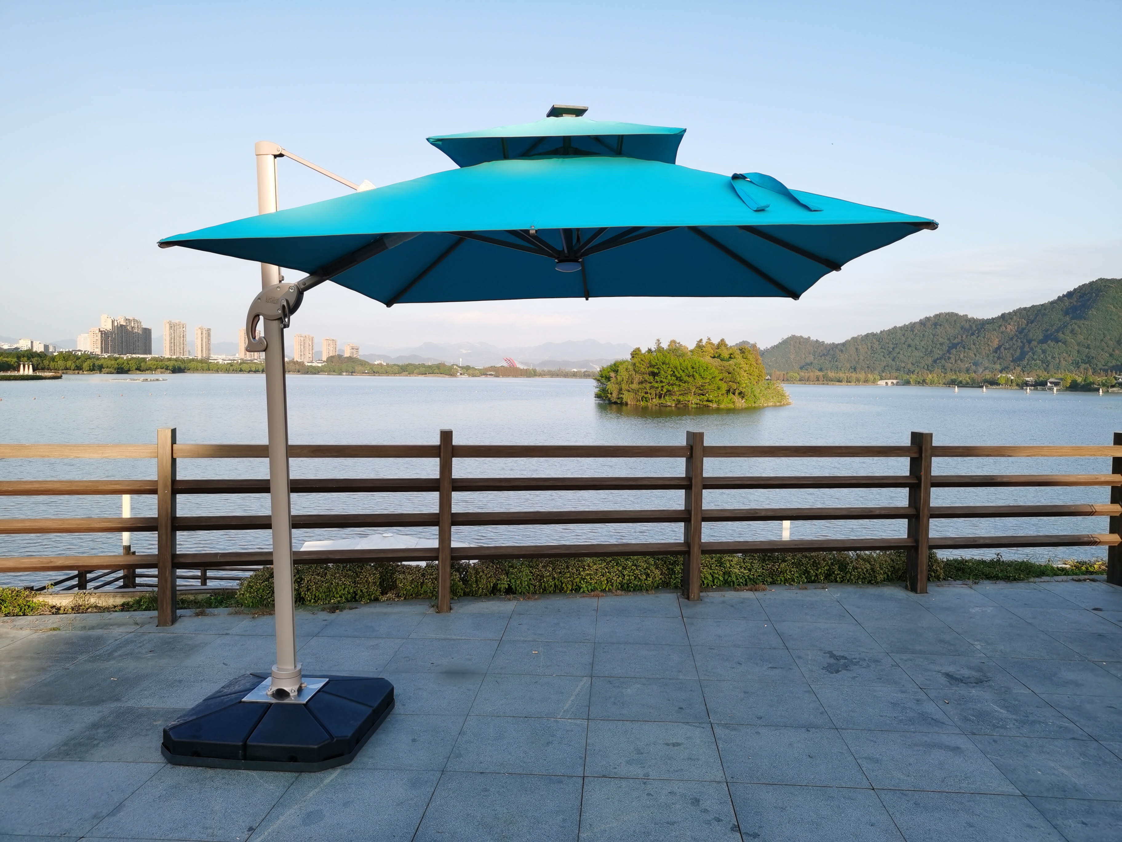 Led Big Size Umbrella Parasol Metal 3M Dia Solar Panel Patio Restaurant Umbrella Outdoor Garden