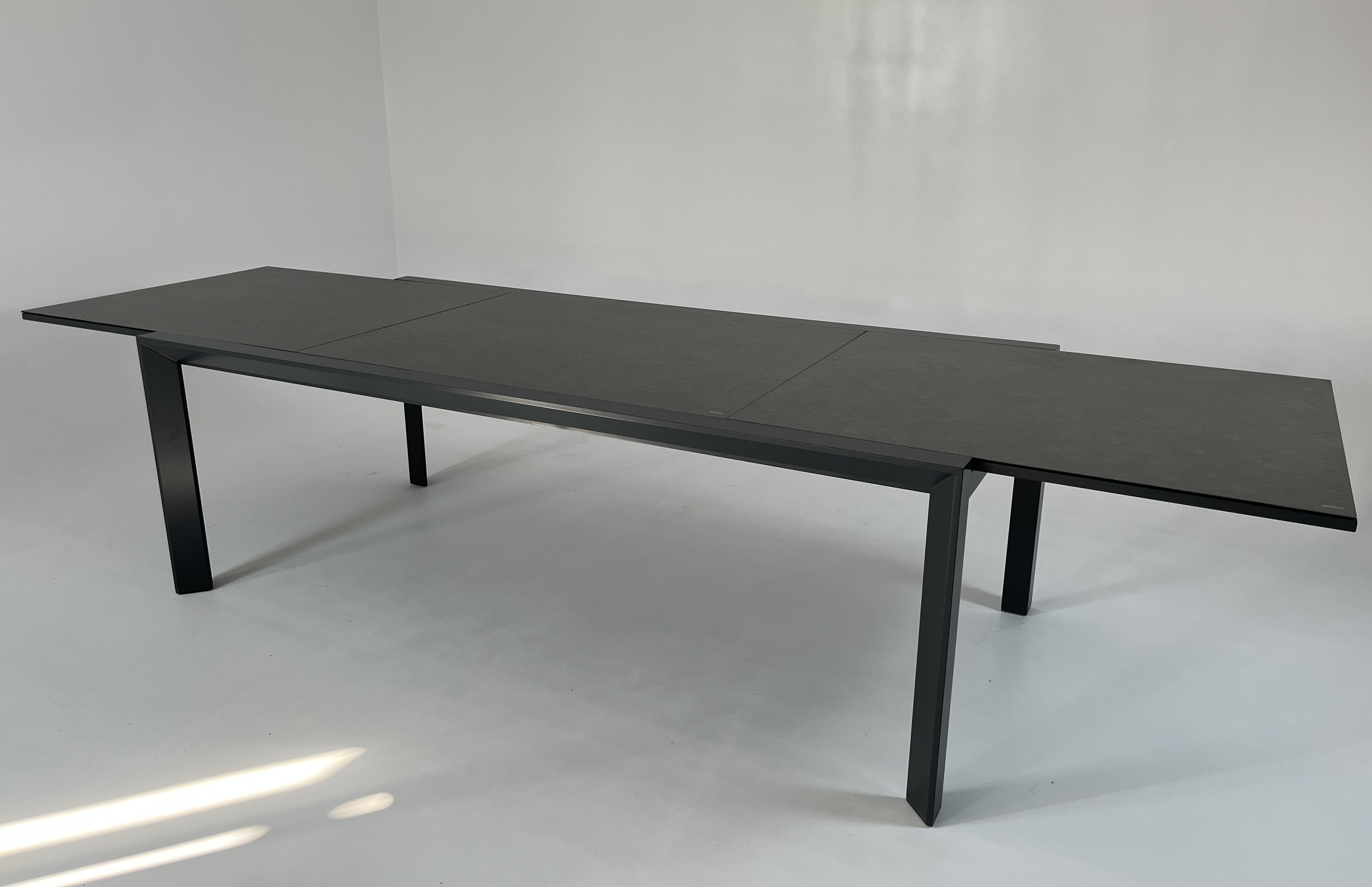 220/340  Extension Aluminium Frame Ceramic Effect Glass Top Extendable Top Dining Table