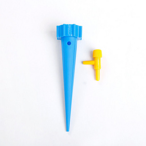 Temperate Self Watering Adjustable Stakes Device For Plant Automatic Watering Spikes Irrigation System Auto Drip Bottle Drip