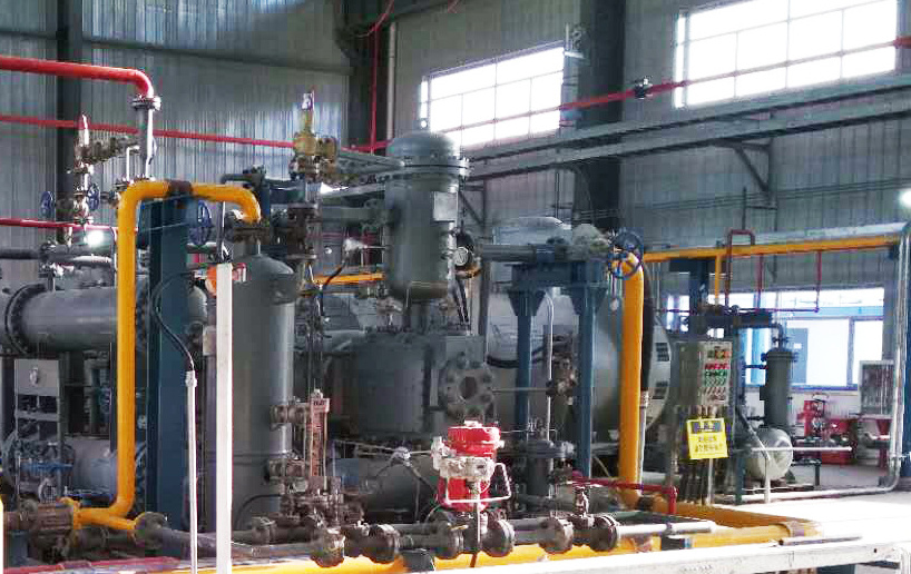 PLC control 300-1400 rpm speed  oil free oil less oil lubricated Air Compressor skid with automatic drain valve