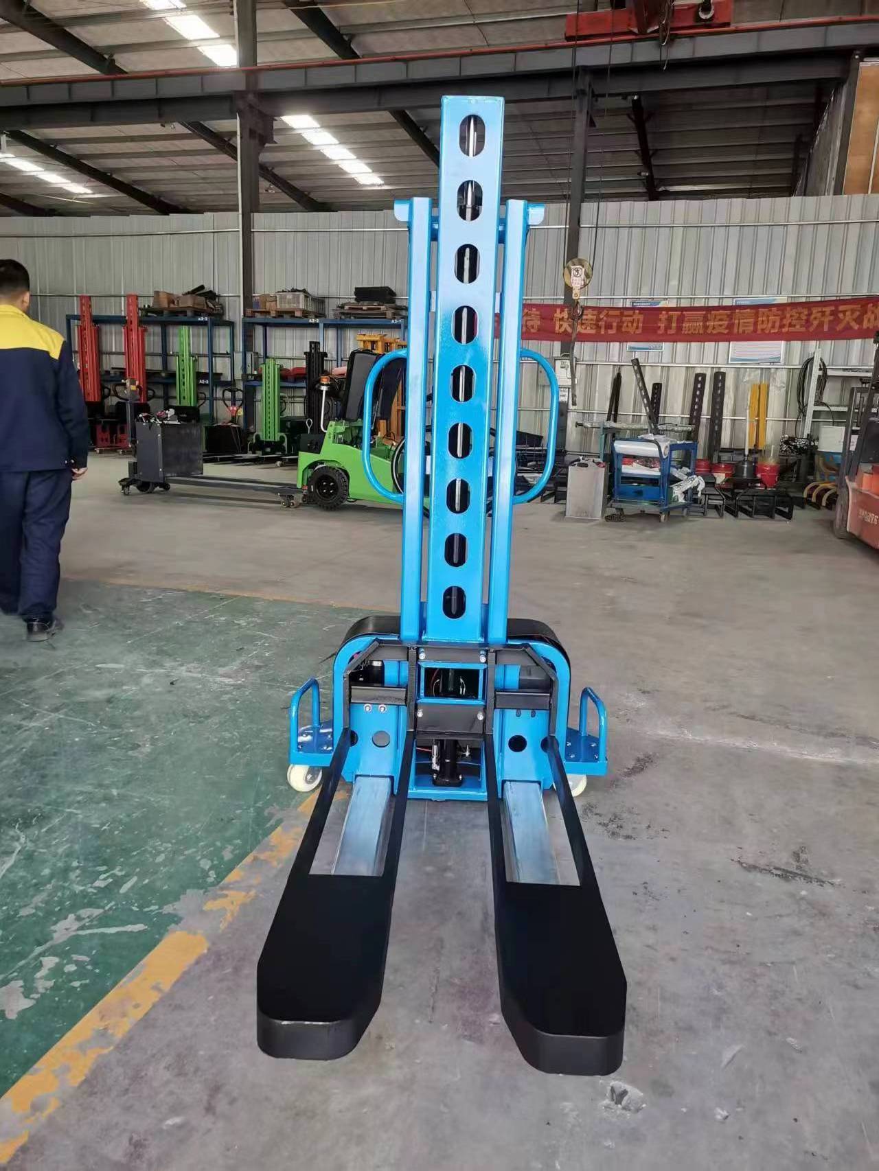 Hot Sale 500kg 700kg 1 Ton Lithium Battery Semi Electric Full Electric Portable Smart Forklift Self Loading Stacker