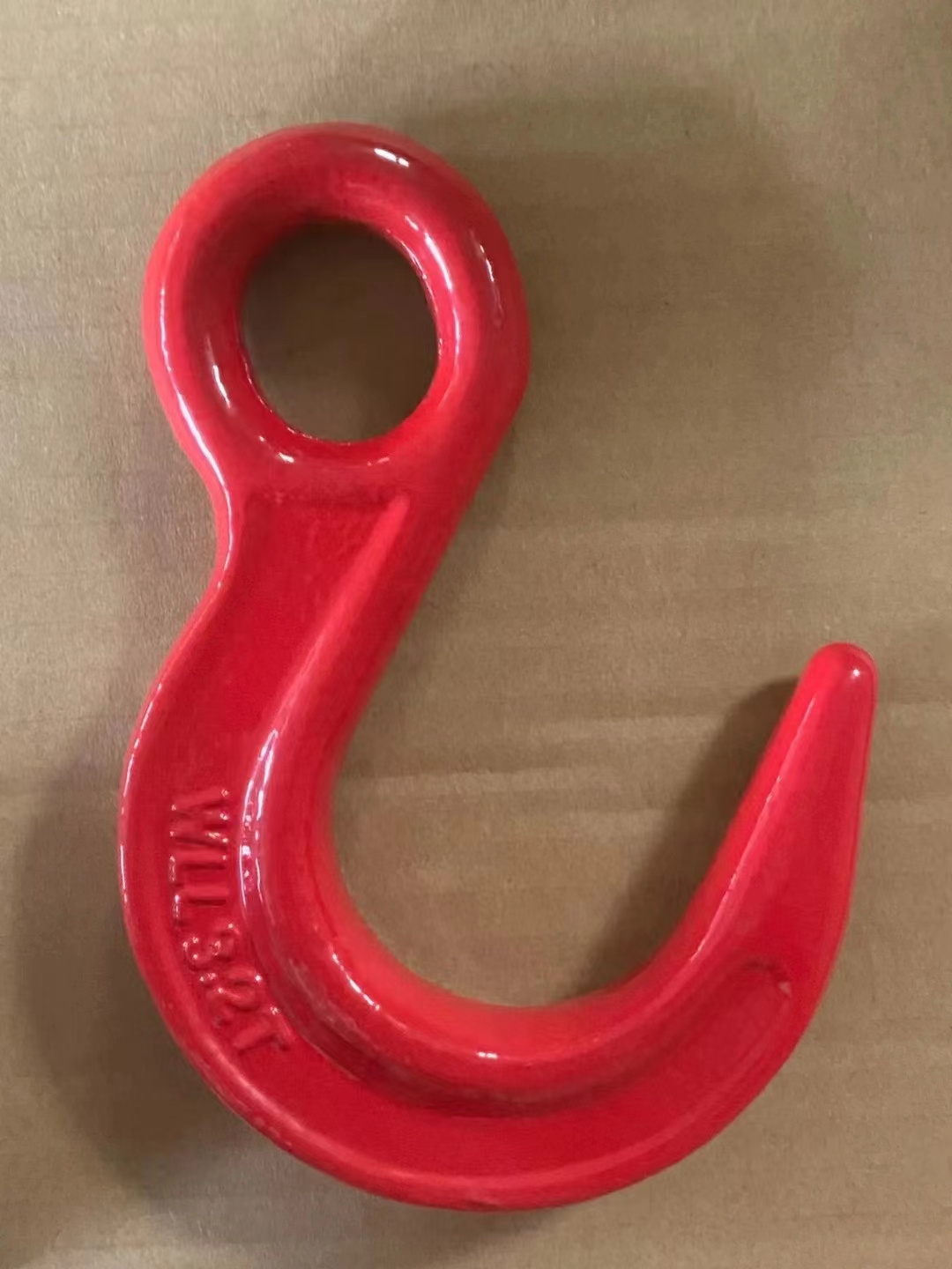 Red Painted G80 Eye Sling Forged Hook With Latch For Heavy Duty