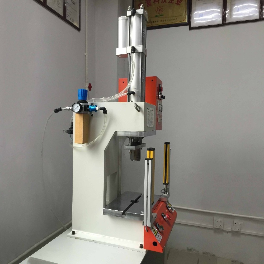 JULY favorable price OEM 20 Ton hydraulic press brick machine