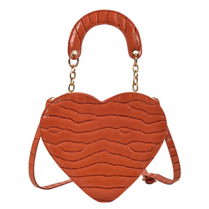 2022 New design girls small handbag sling bags ladies cross body hand bags women heart shaped purse