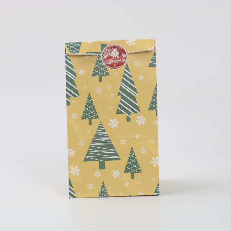 New Products Kraft Christmas Paper Gift Bag Sweet Candy Cookie Packaging  Box with stickers