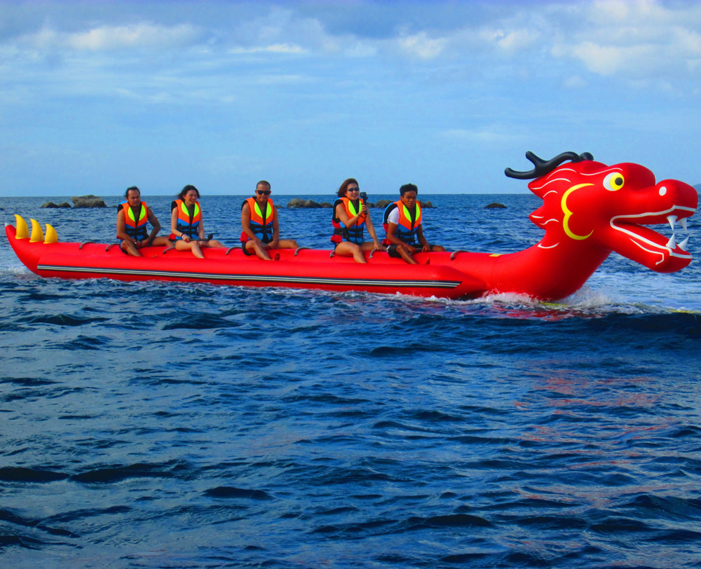 12 passenger inflatable dragon boat Giant banana boat Dragon design towable inflatable boat