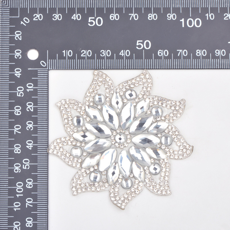 Wholesale 75mm Hotfix Clear Glass Crystal Flower Rhinestone Applique Iron On Transfer Stickers Hot Fix Motifs Patches for Dress