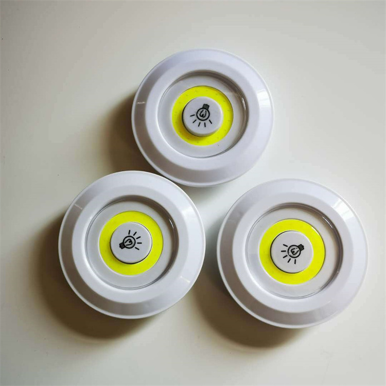 New Set of 3 Battery Round Wireless COB Led Puck Remote Control Cabinet Indoor Led Ceiling Lamp Wireless Remote Puck Light