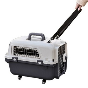 Fashionable and High Quality Travel Cat and Dog Pet Flight Case Foldable Portable Pet Travel Car Cat Plastic Cage