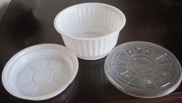 Automatic plastic cup  lid cover making machine