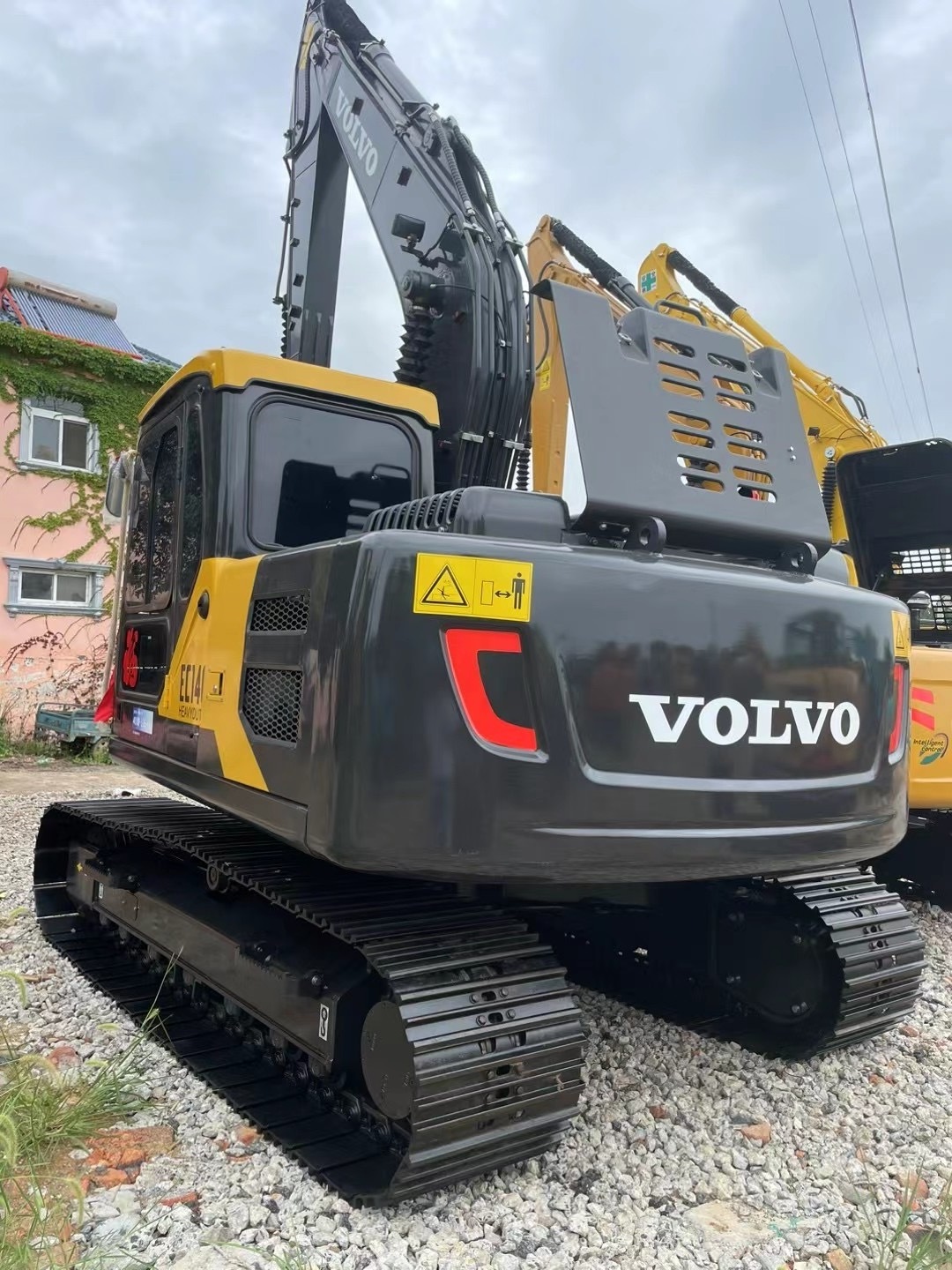 Used Excavator Machine Volvo 140 ,second-hand Excavator SE Engine