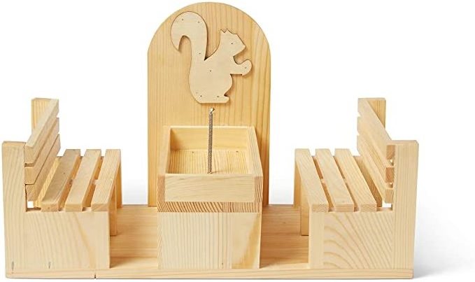 JUNJI Hot Sale Handmade Customized Multi-function Pine Wood Squirrel Feeder Table Small Animal Wooden Feeder