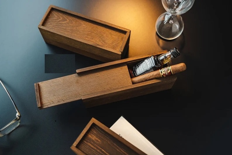 JUNJI Personalized Customized Handmade Wooden Gift Sets Wine Box For Man Single Wine Bottle Wood Storage Cigar Gift Case