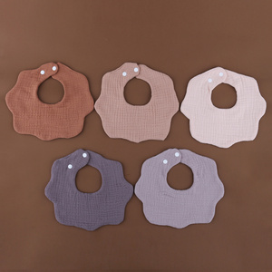 100% Cotton Baby Bibs Soft And Comfortable Baby Muslin Bibs Customizable Color Baby Bibs With Buttons