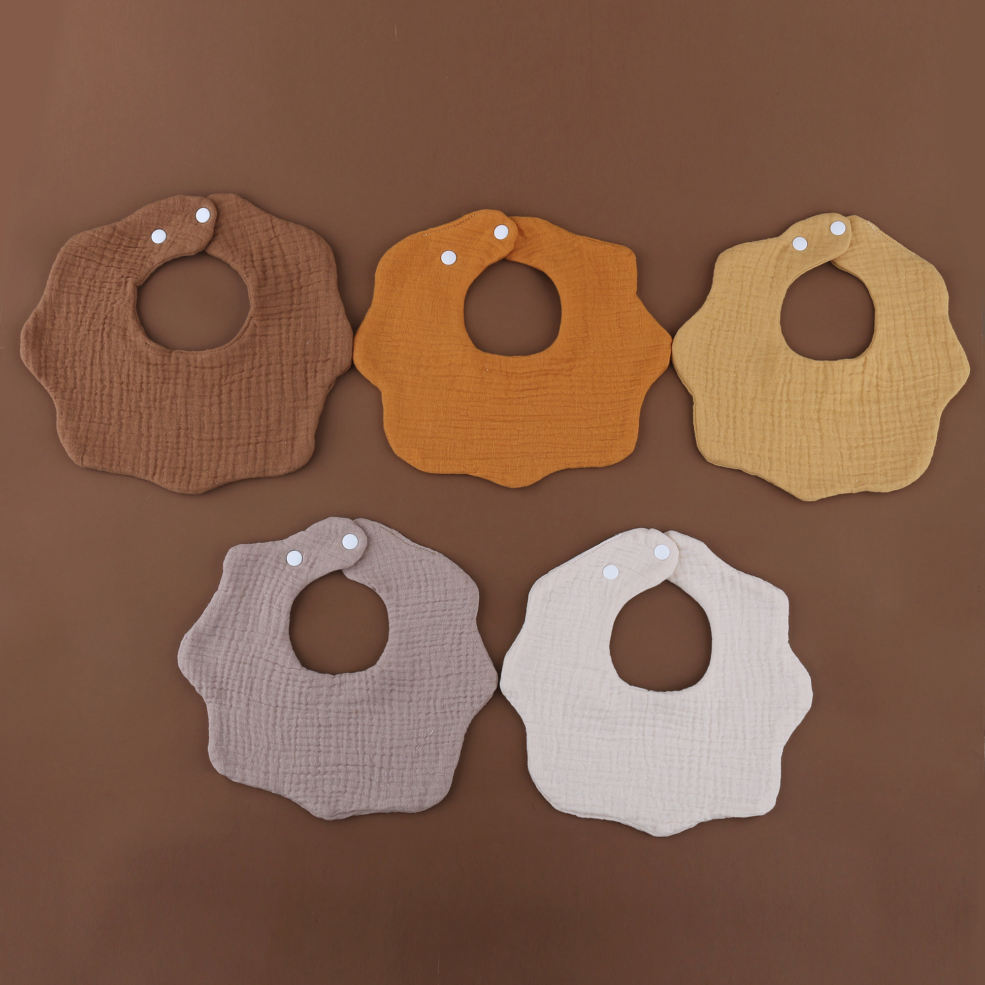 100% Cotton Baby Bibs Soft And Comfortable Baby Muslin Bibs Customizable Color Baby Bibs With Buttons