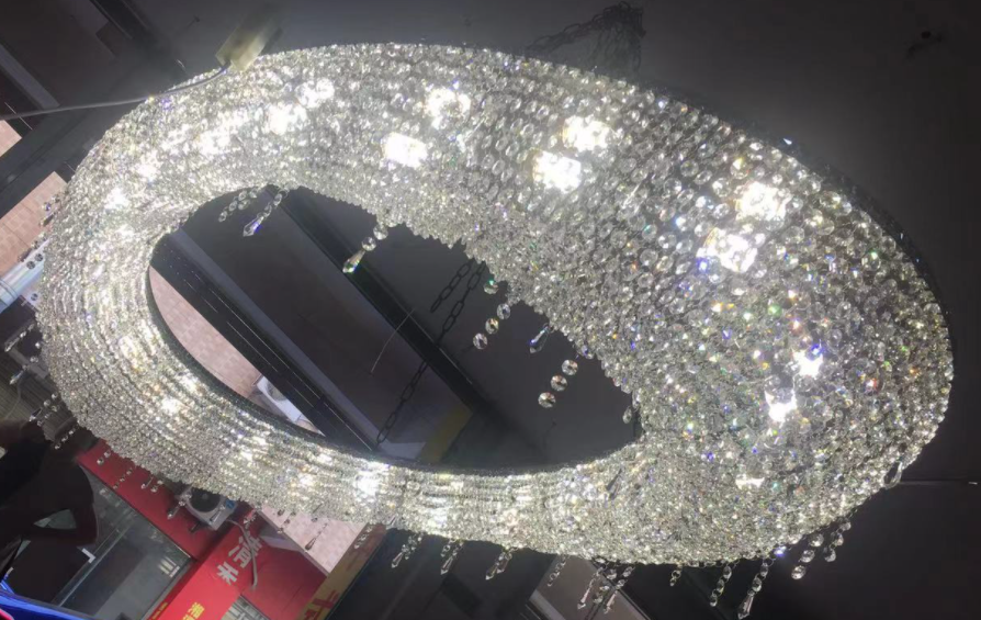 Custom glass crystal light luxury chandelier suitable for the living room exhibition hall hotel