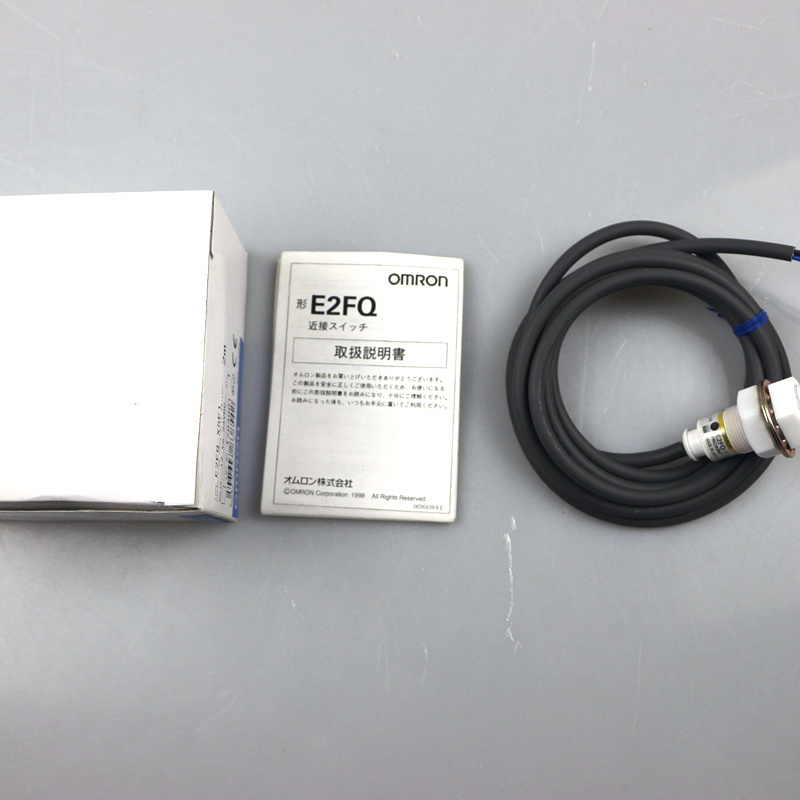 New proximity switch E2FQ-X5E1 sensor Capacitive waterproof proximity switch E2FQ-X5E1