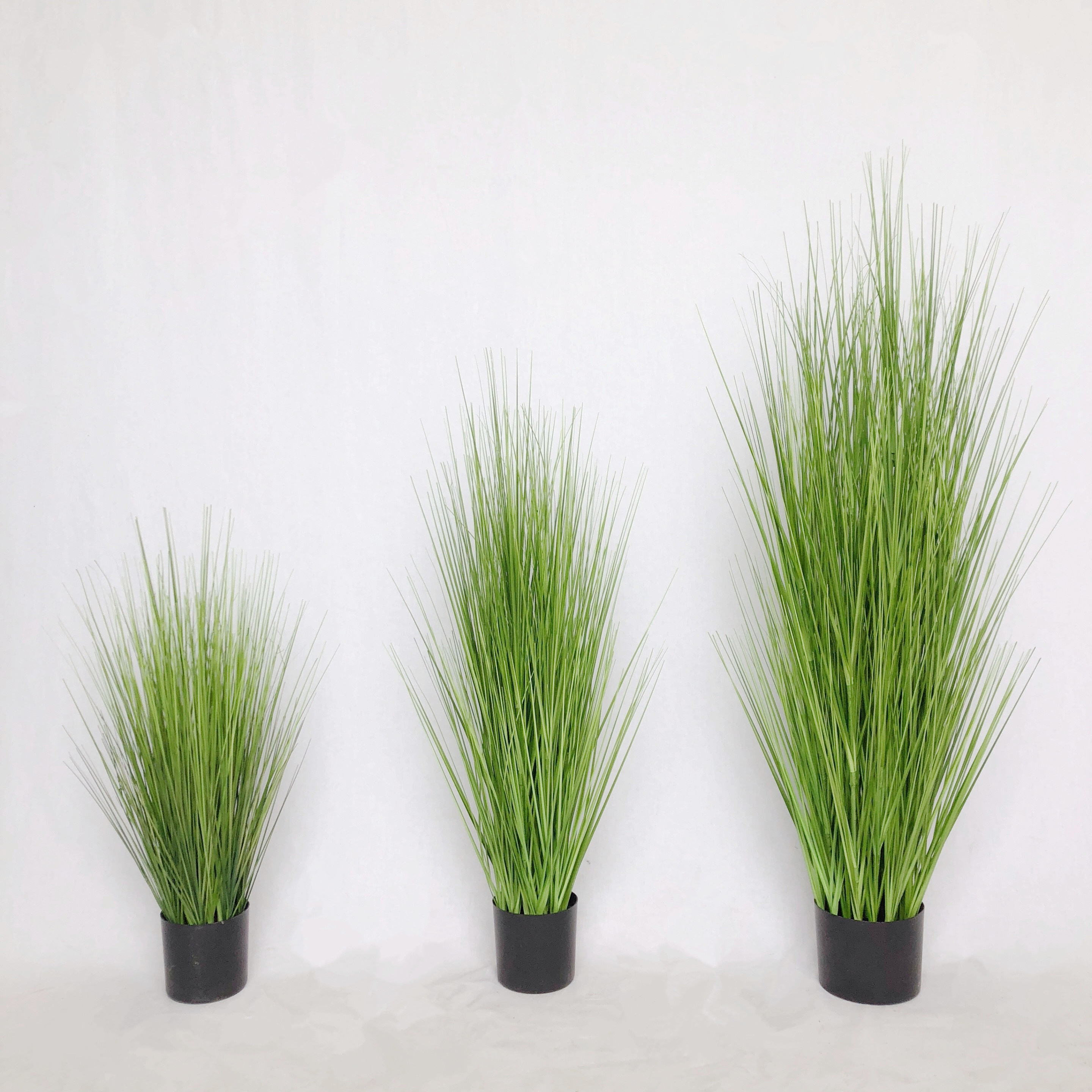 China Plastic Green Artificial Reed Grass Plant For Home and Hotel Indoor Decoration