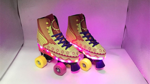 Roller Skate With LED Light   Roller Skating Portable Flooring  Patins Street