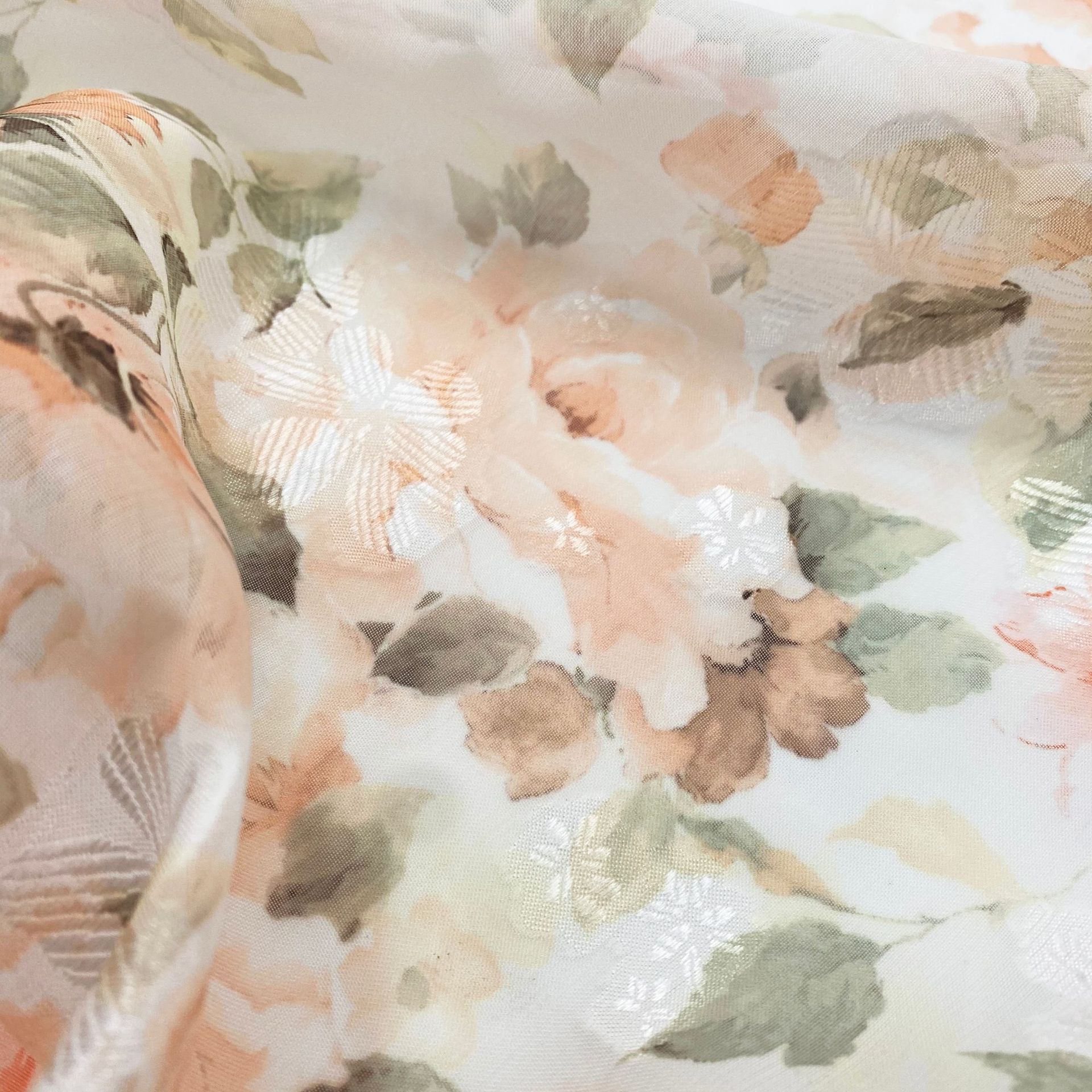 Customized 100% Polyester 100D Digital Printed Floral Crinkle Moss Crepe Chiffon Fabric for Dress